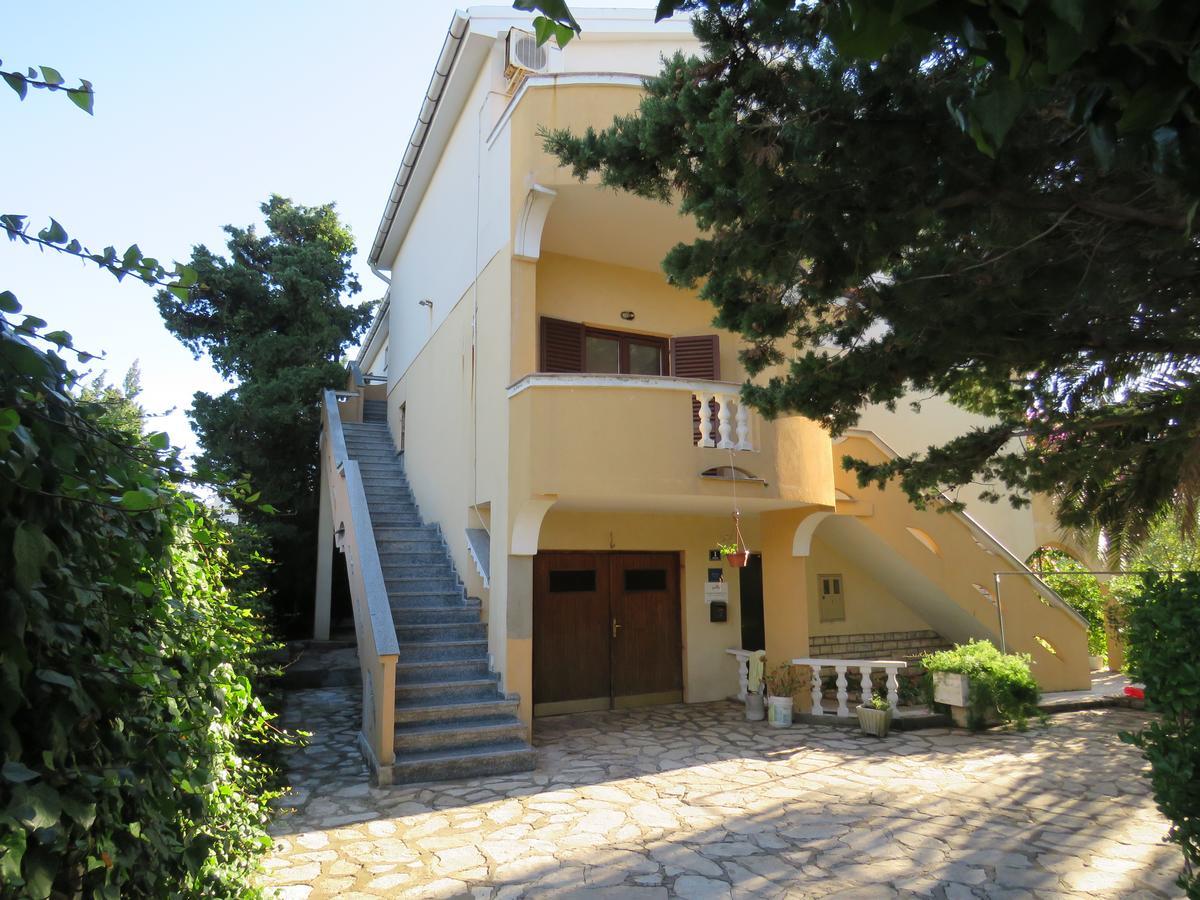 Apartments Palma ノヴァリャ エクステリア 写真