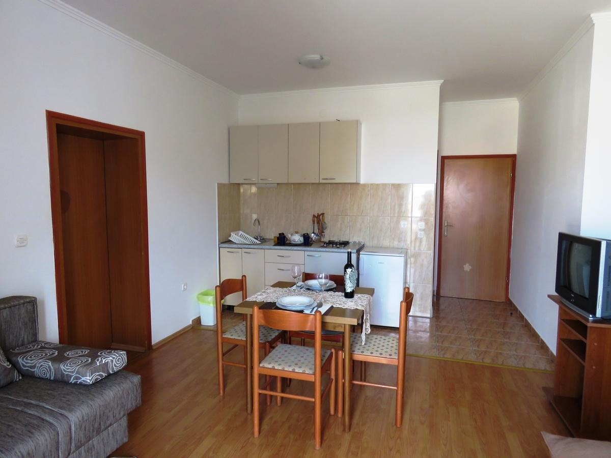 Apartments Palma ノヴァリャ エクステリア 写真