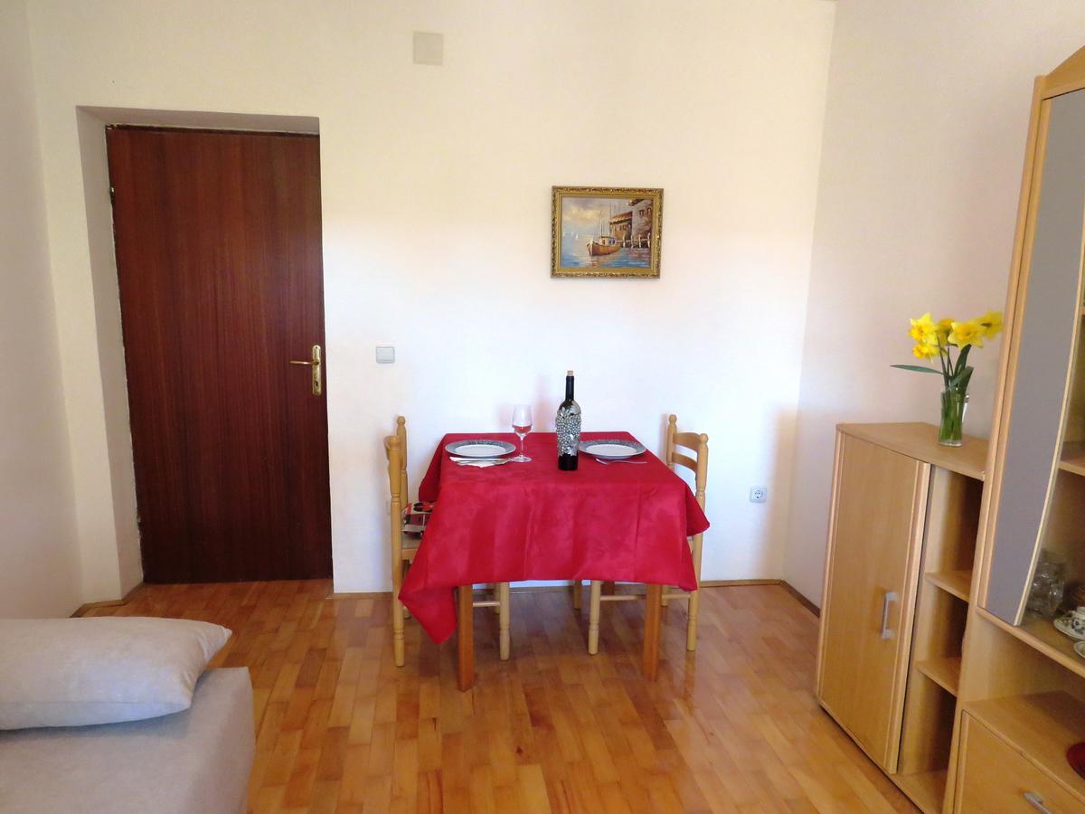 Apartments Palma ノヴァリャ 部屋 写真